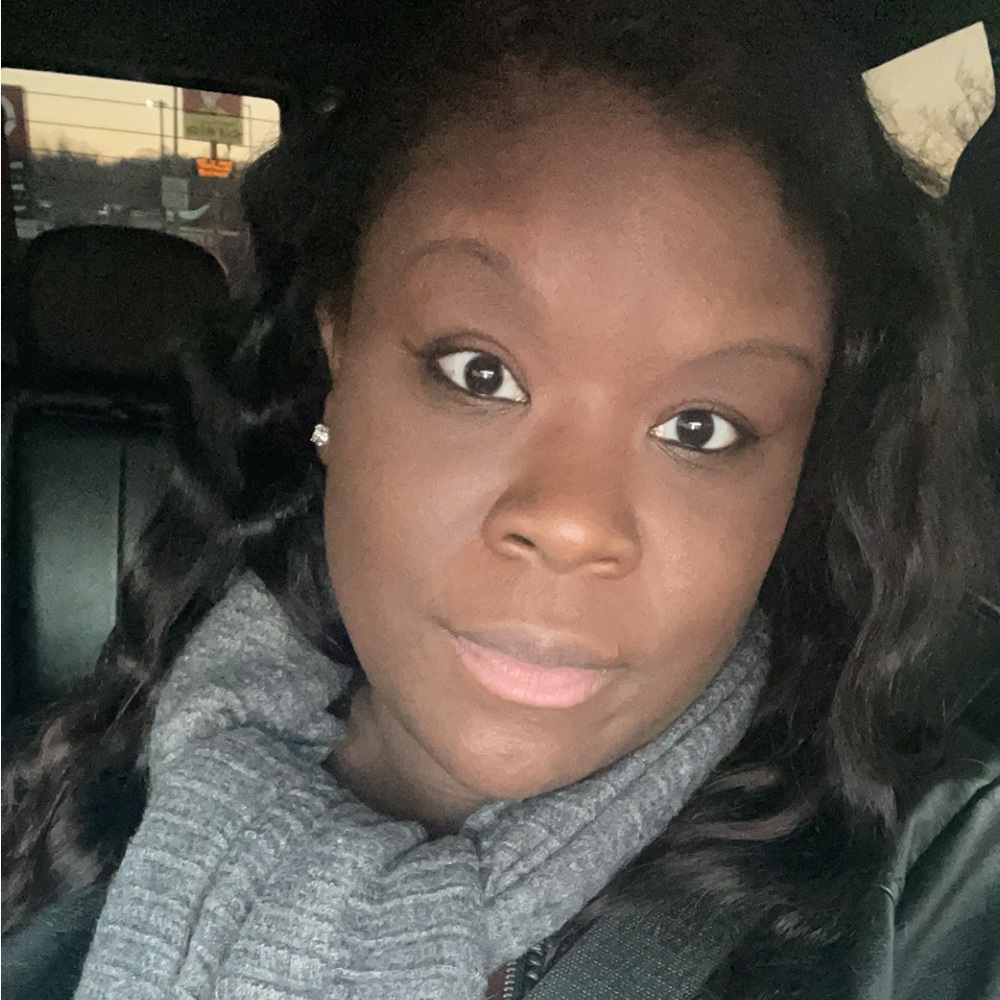 Meet your Posher, Jasmine